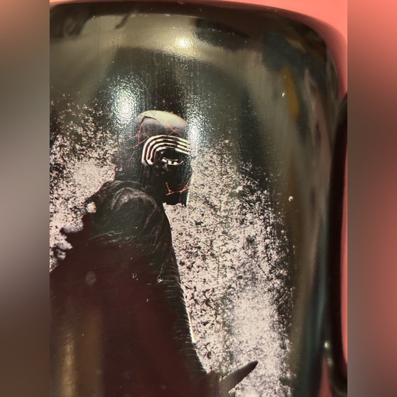 Star Wars mug saber glows with warm fluid 5” tall - Picture 4 of 6